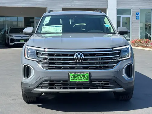 PURE GRAY 2026 Volkswagen Atlas 2.0T SE w/Technology
