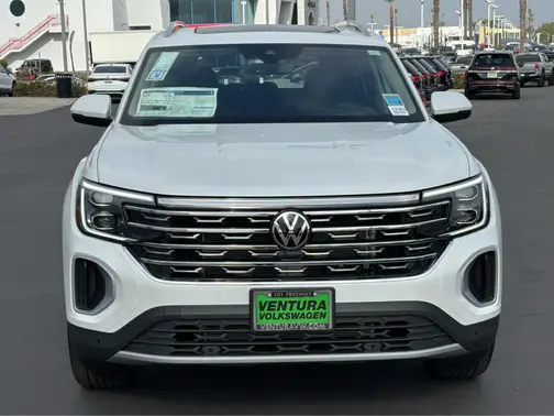 Opal White Pearl 2026 Volkswagen Atlas 2.0T SEL