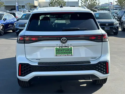 OPAL WHITE 2026 Volkswagen Tiguan SEL R-Line Turbo