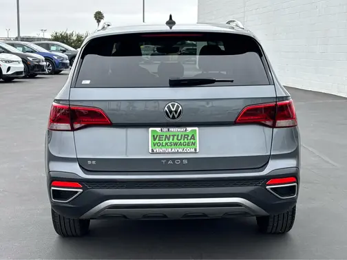 Platinum Gray Metallic 2023 Volkswagen Taos SE