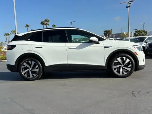Pure White 2023 Volkswagen ID.4 Pro