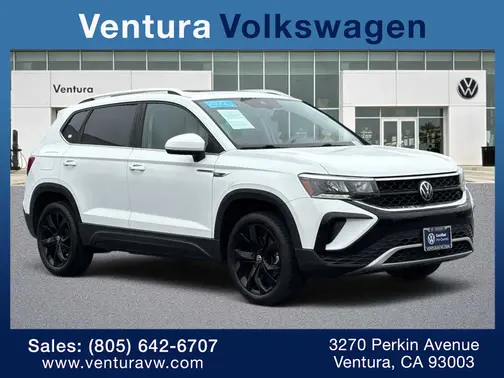 PURE WHITE 2022 Volkswagen Taos SE