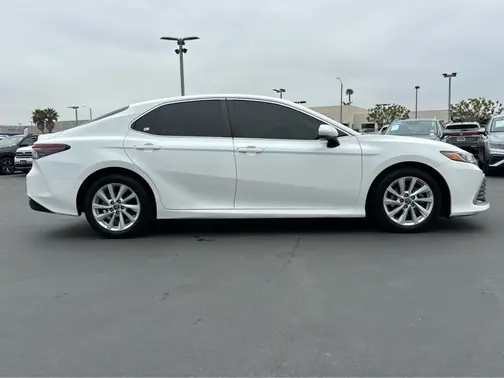 Ice Cap 2023 Toyota Camry LE