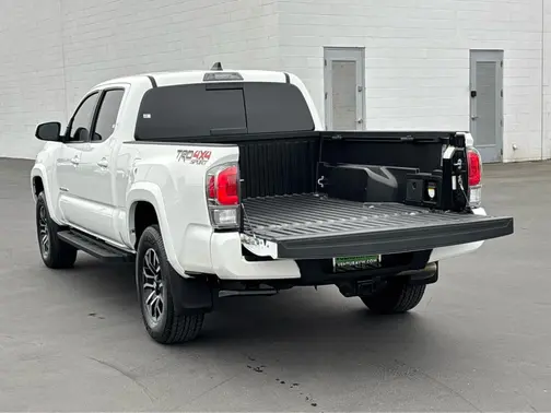 Ice Cap 2023 Toyota Tacoma TRD Sport