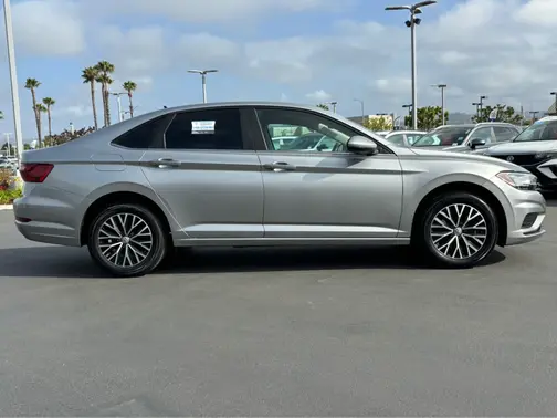 Pyrite Silver Metallic 2020 Volkswagen Jetta SE