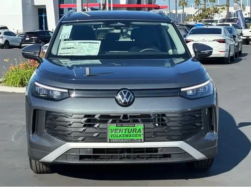 PLATINUM GRAY 2026 Volkswagen Tiguan S