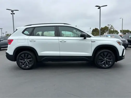 Pure White 2024 Volkswagen Taos S