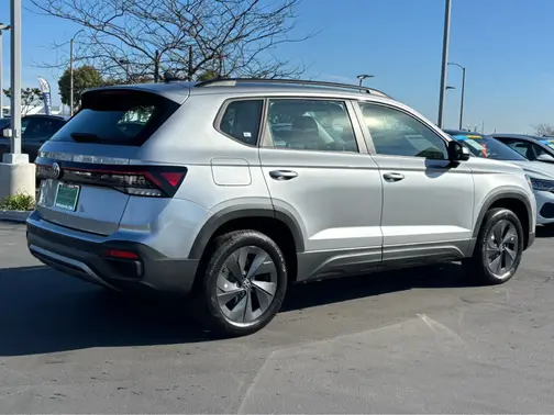 PYRITE SILVER 2026 Volkswagen Taos S