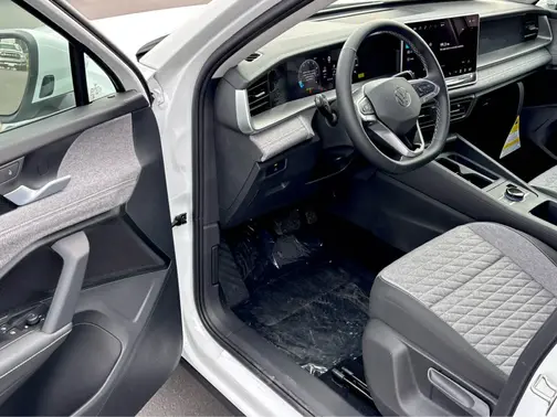 PURE WHITE 2026 Volkswagen Tiguan S