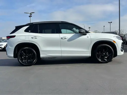 OPAL WHITE 2026 Volkswagen Tiguan SE R-Line Black
