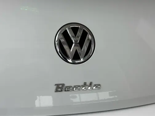 Pure White/Brown Roof 2019 Volkswagen Beetle Final Edition SEL