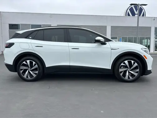 Pure White 2023 Volkswagen ID.4 Pro