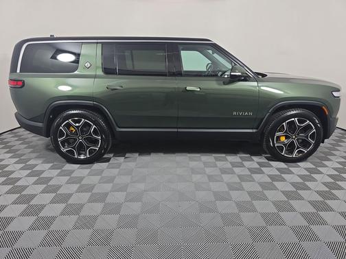 Forest Green 2023 Rivian R1S Launch Edition