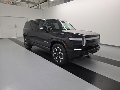 2024 Rivian R1S Adventure Quad Motor Large Pack