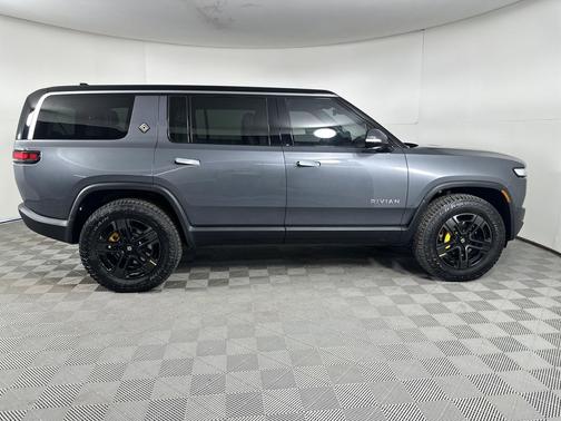 2023 Rivian R1S Adventure