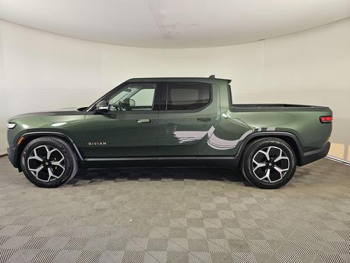 2022 Rivian R1T Adventure