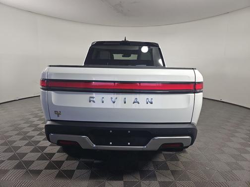 2022 Rivian R1T Adventure