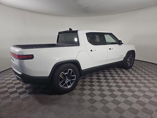 2022 Rivian R1T Adventure
