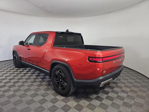 2023 Rivian R1T Adventure Quad Motor Large Pack