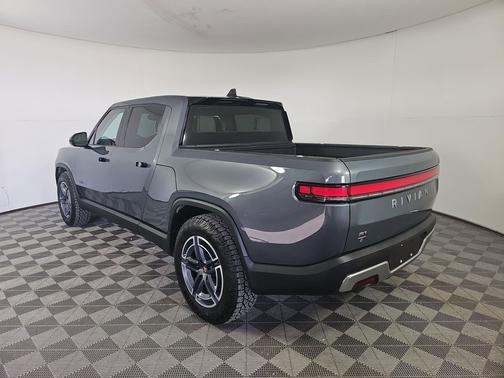 2025 Rivian R1T Adventure trim