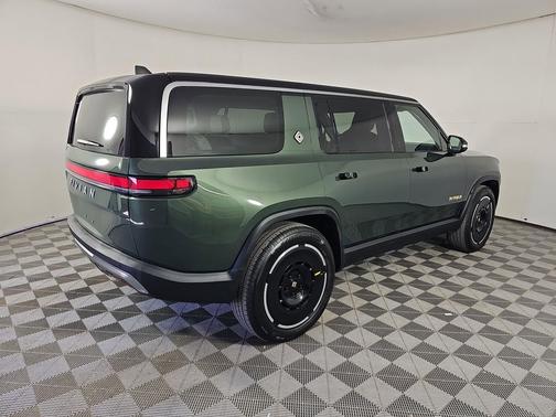 2024 Rivian R1S Adventure Quad Motor Large Pack