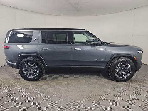 2025 Rivian R1S Adventure trim
