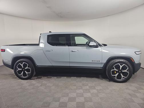 2022 Rivian R1T Adventure