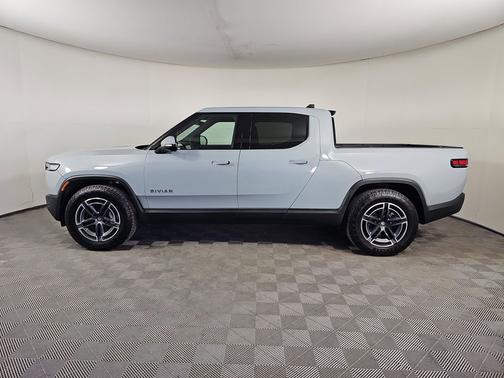 2025 Rivian R1T Adventure trim