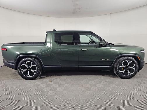 2022 Rivian R1T Adventure