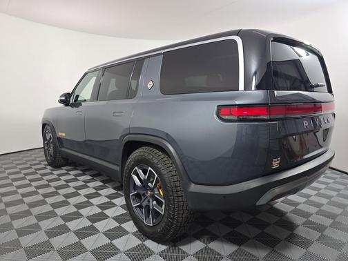 El Cap Granite 2022 Rivian R1S Launch Edition