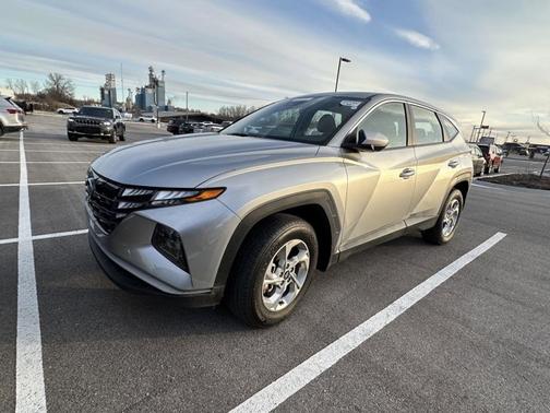 2024 Hyundai TUCSON SE