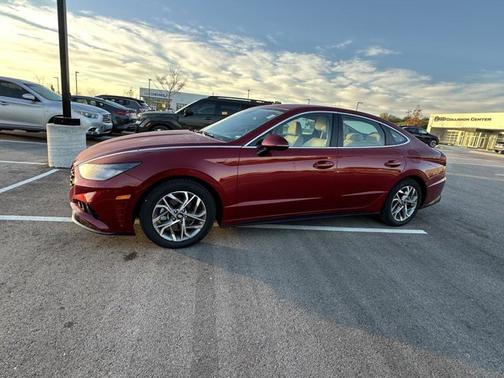 2023 Hyundai SONATA SEL