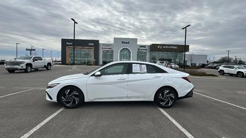 2025 Hyundai ELANTRA SEL Convenience