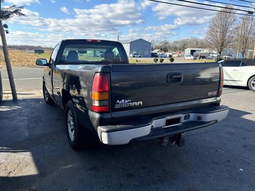 2005 GMC Sierra 1500 W/T