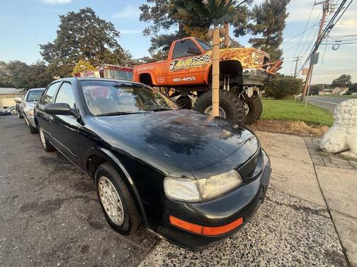 1996 Nissan Maxima GLE