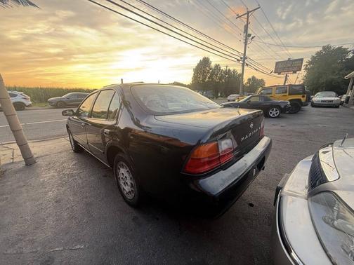 1996 Nissan Maxima GLE