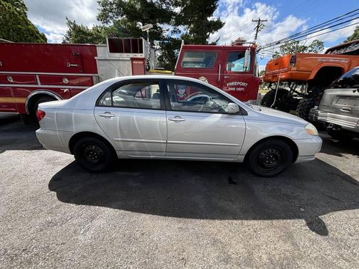2003 Toyota Corolla LE