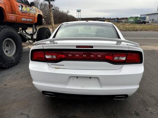 2013 Dodge Charger SXT