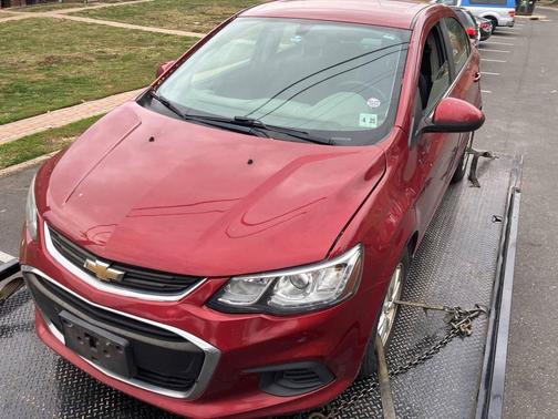 2020 Chevrolet Sonic FWD Sedan LT