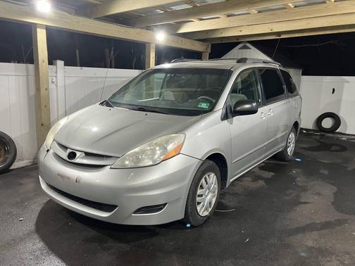 2008 Toyota Sienna CE