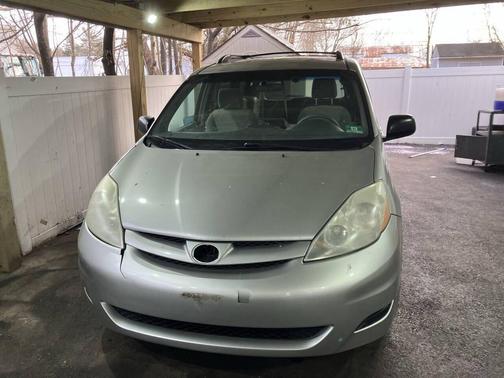 2008 Toyota Sienna CE