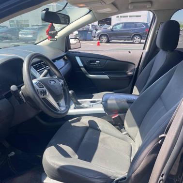 Tuxedo Black Metallic 2013 Ford Edge SE