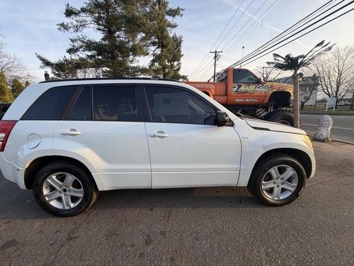2008 Suzuki Grand Vitara Luxury