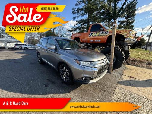 2017 Mitsubishi Outlander SE