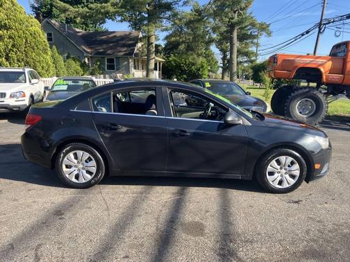 Black Granite Metallic 2012 Chevrolet Cruze LS