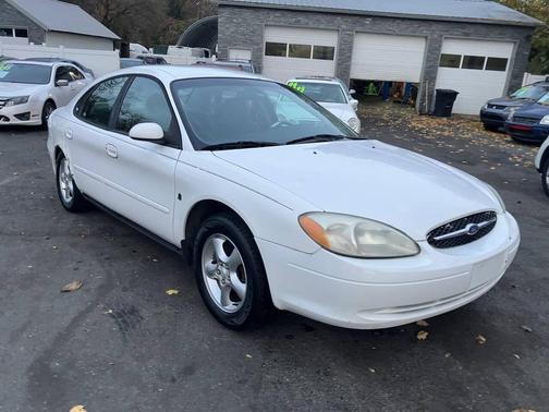 2001 Ford Taurus SES