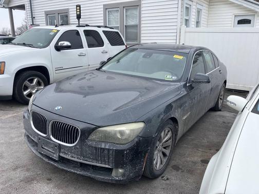 2010 BMW 750 i xDrive