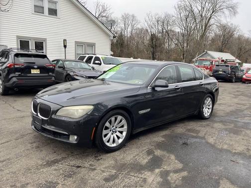 2010 BMW 750 i xDrive