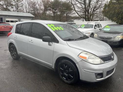 2009 Nissan Versa 1.8 S