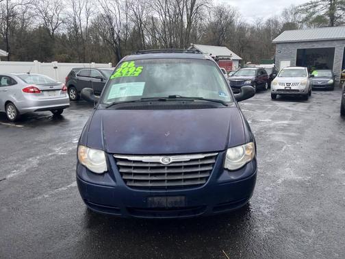2006 Chrysler Town & Country Touring